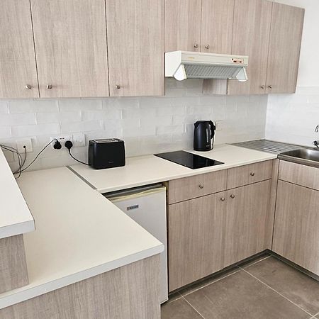 Les Palmiers Sunorama Beach Apartments Larnaca Zewnętrze zdjęcie